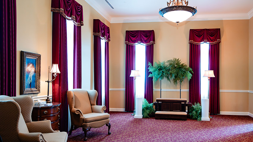 5 Benefits of Hiring Funeral Homes in PA